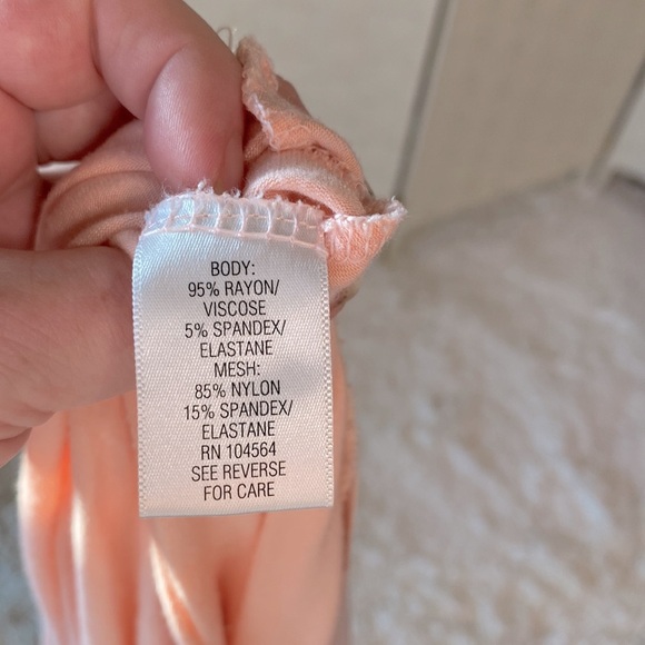 GAIAM BALLET BARBIE PINK LONG SLEEVE T SHIRT  TUNIC WITH SCOOP NECK Sz S… - Picture 11 of 12